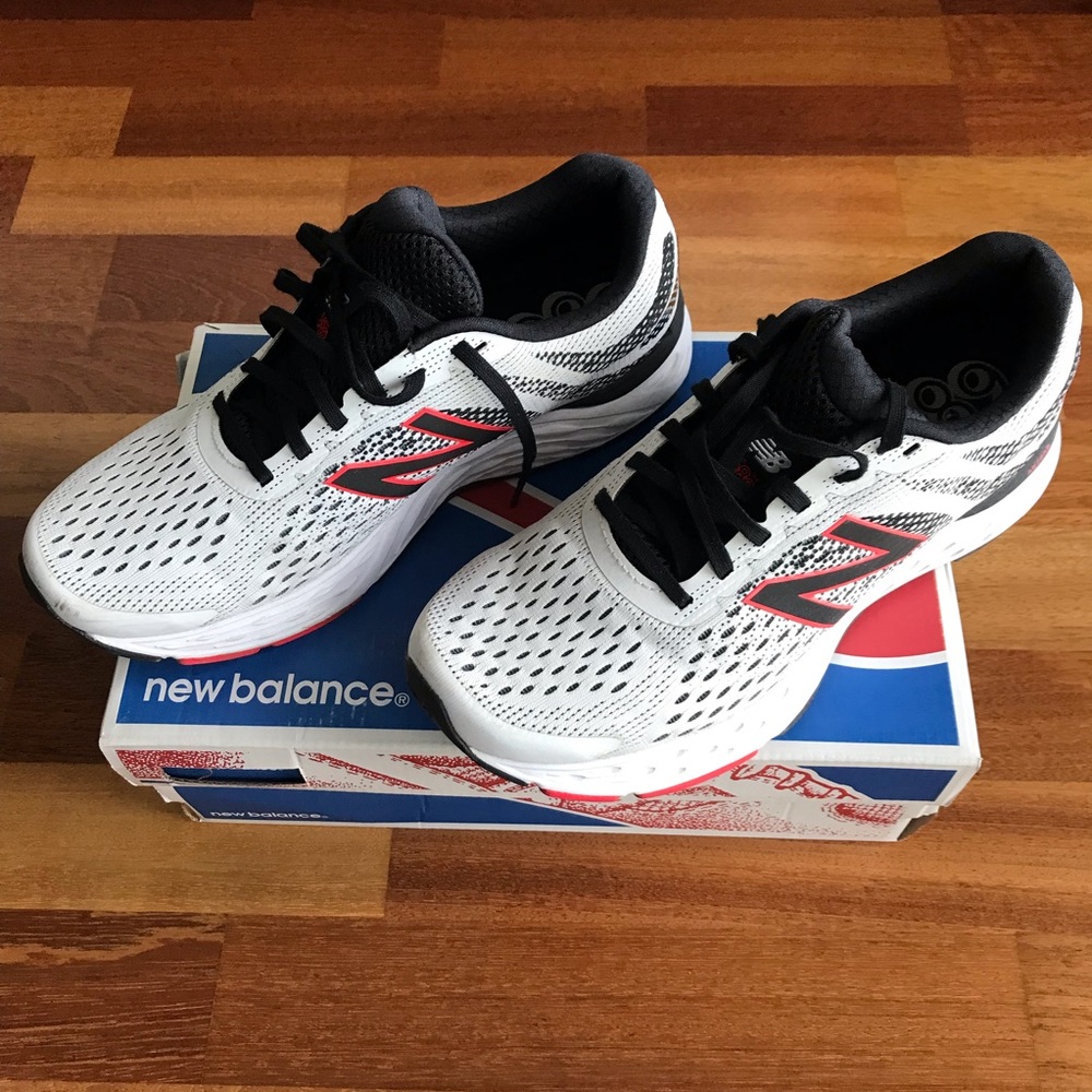 New Balance 680 Sneakers